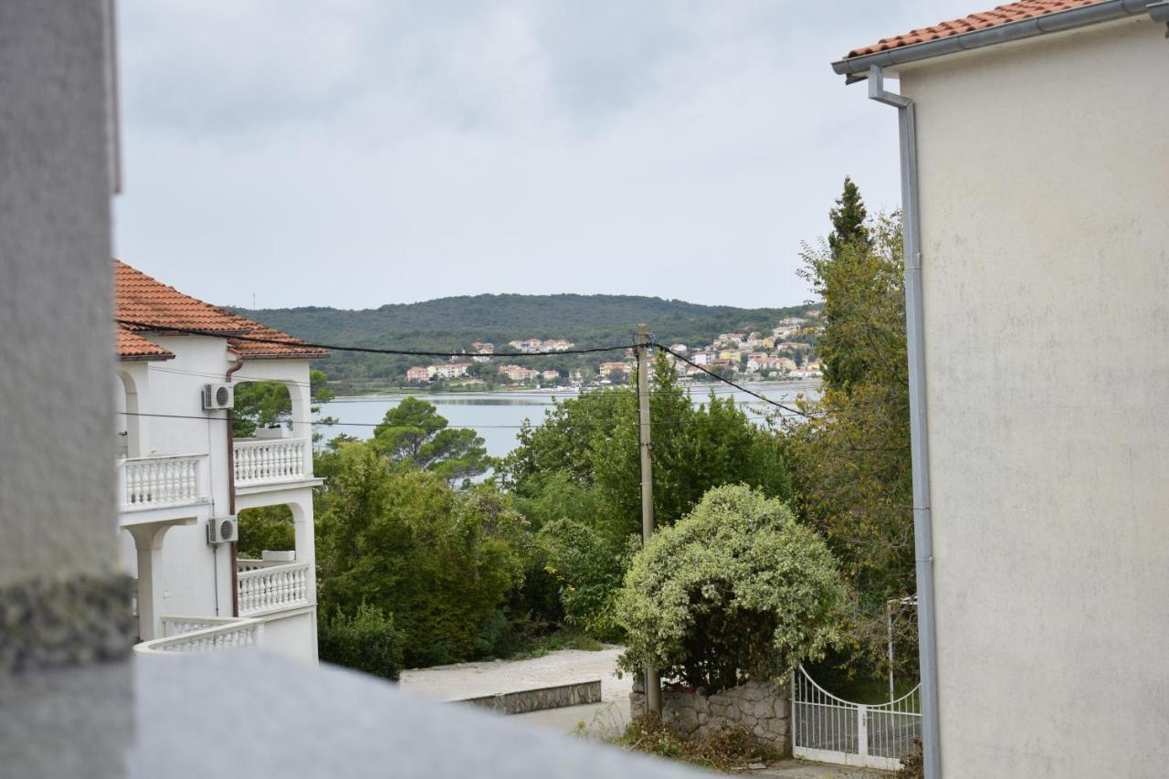 Eve Apartman
